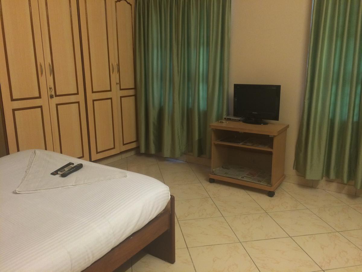 העיר בנגלור Hotel Garden Green מראה חיצוני תמונה